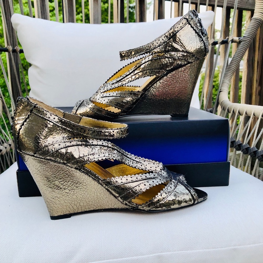 NWOB Dani Black Open Toe Wedges